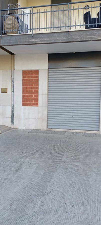 locale commerciale in affitto ad Andria