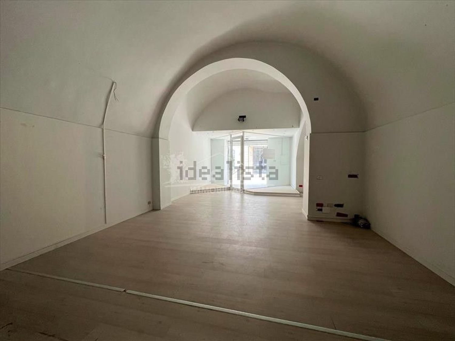 locale commerciale in affitto ad Andria