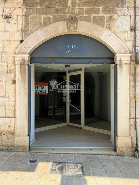 negozio in affitto ad Andria in zona Centro Storico