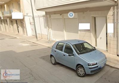 locale commerciale in affitto ad Andria in zona Castel del Monte