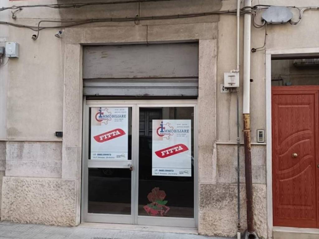 negozio in affitto ad Andria in zona Centro Storico