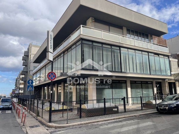locale commerciale in affitto ad Andria