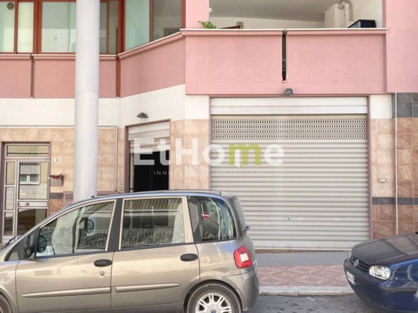 negozio in affitto ad Andria