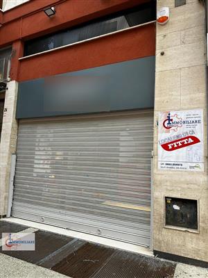 locale commerciale in affitto ad Andria