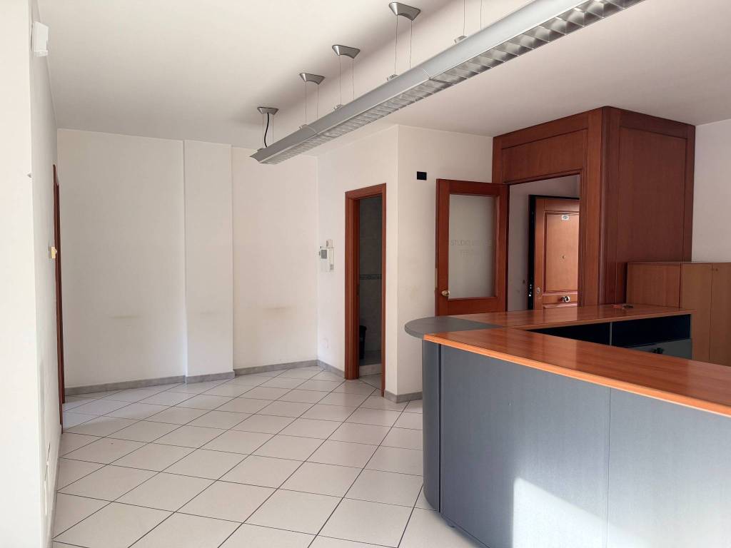 ufficio in affitto ad Andria