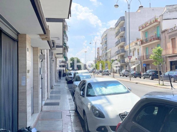 locale commerciale in affitto ad Andria