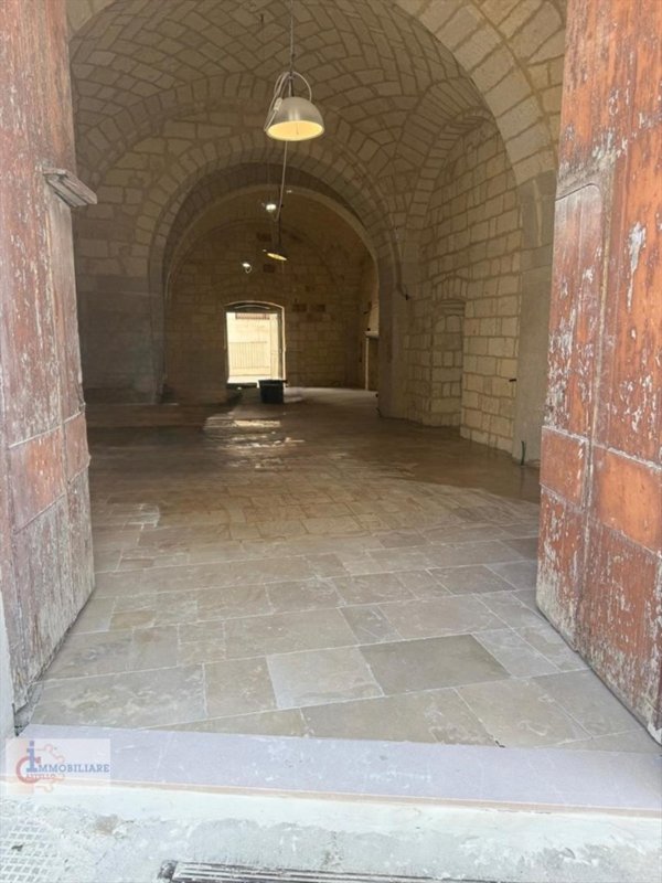 locale commerciale in affitto ad Andria