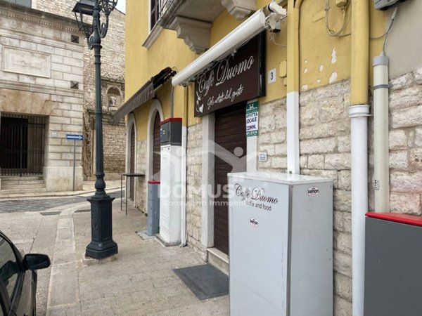 negozio in affitto ad Andria in zona Centro Storico