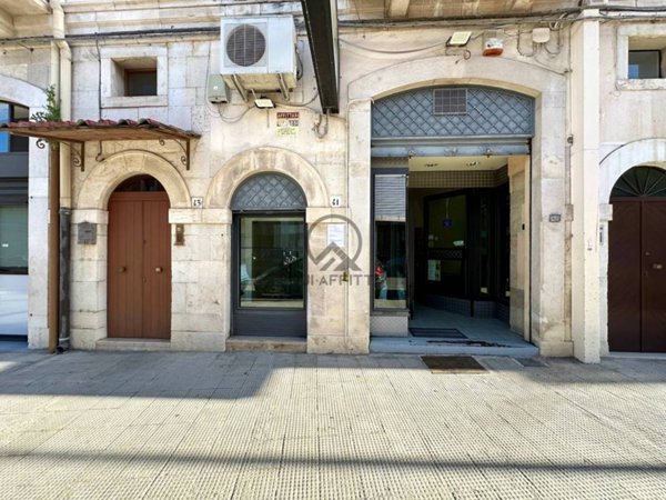 negozio in affitto ad Andria in zona Centro Storico