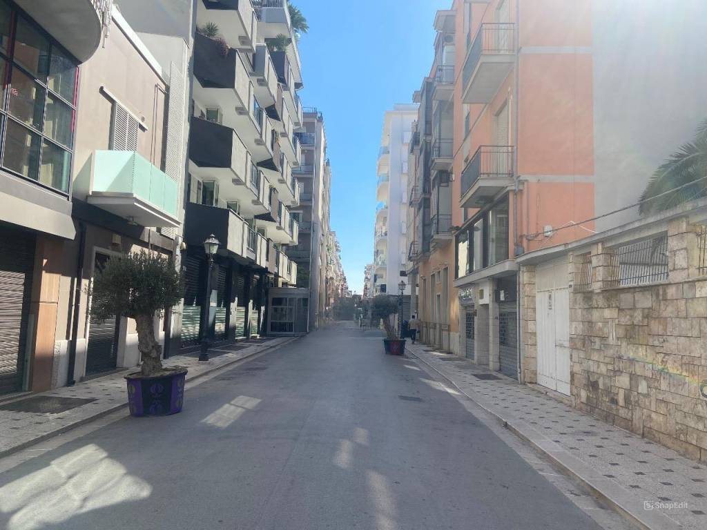 negozio in affitto ad Andria