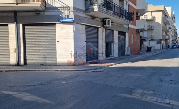 locale commerciale in affitto ad Andria
