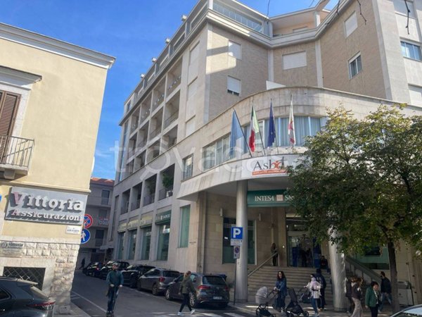 ufficio in affitto ad Andria