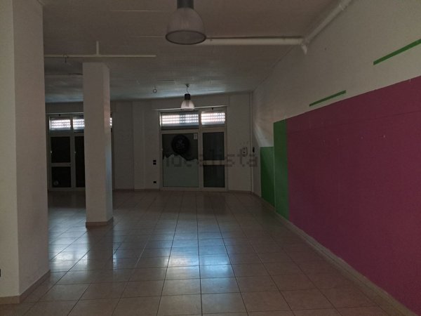 locale commerciale in affitto ad Andria