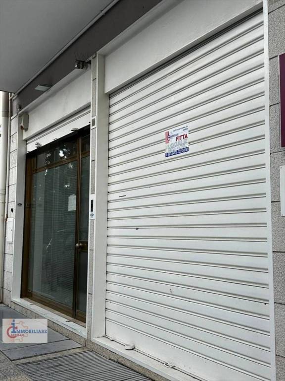 negozio in affitto ad Andria