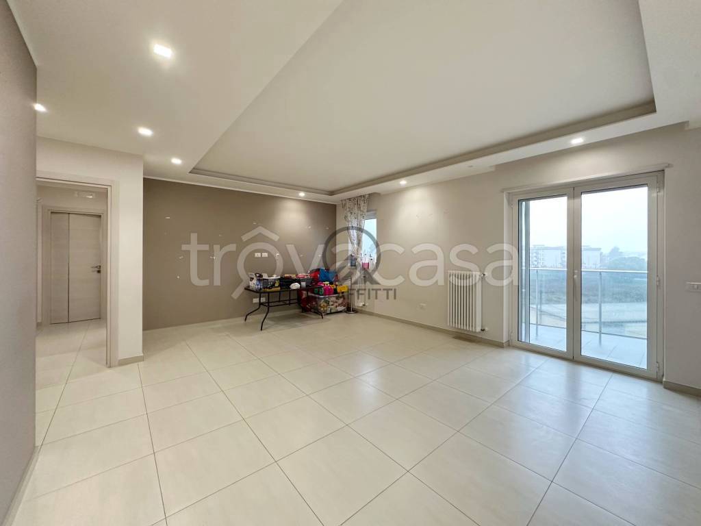 appartamento in affitto ad Andria in zona Castel del Monte