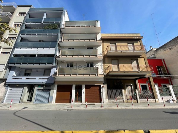 locale commerciale in affitto ad Andria