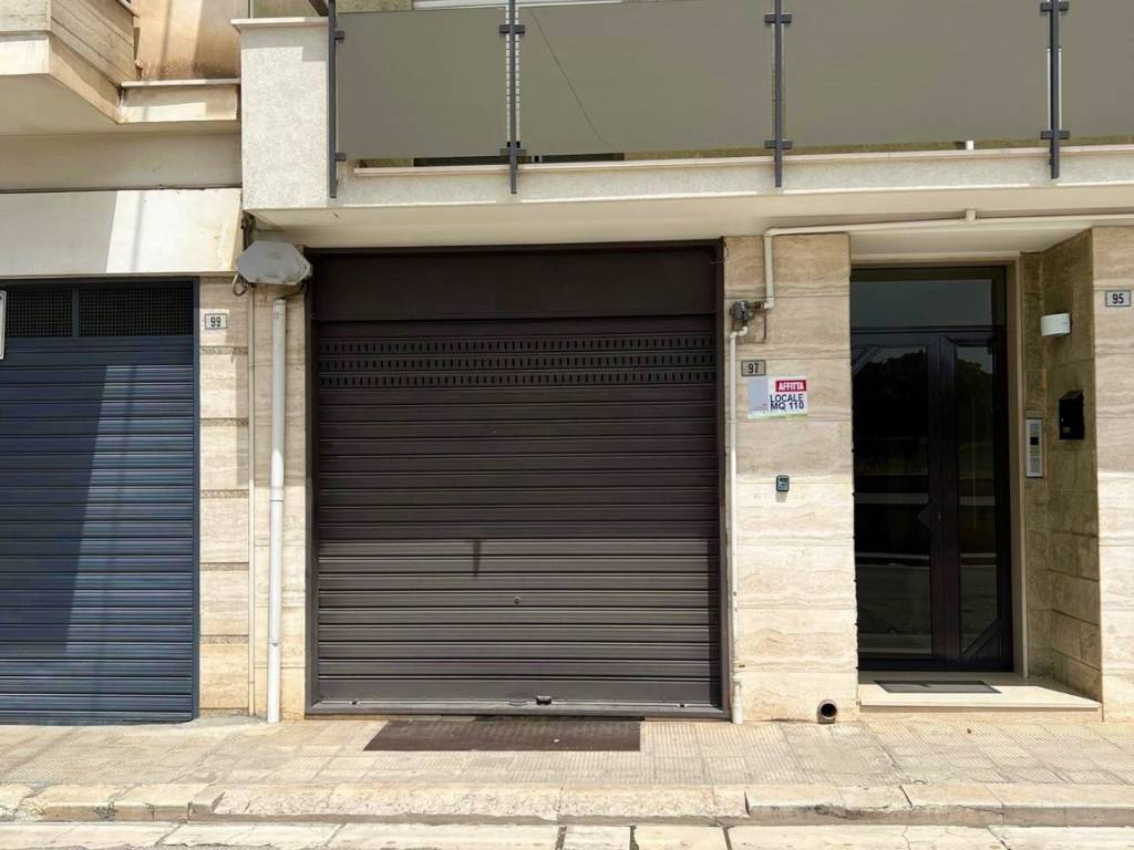 negozio in affitto ad Andria