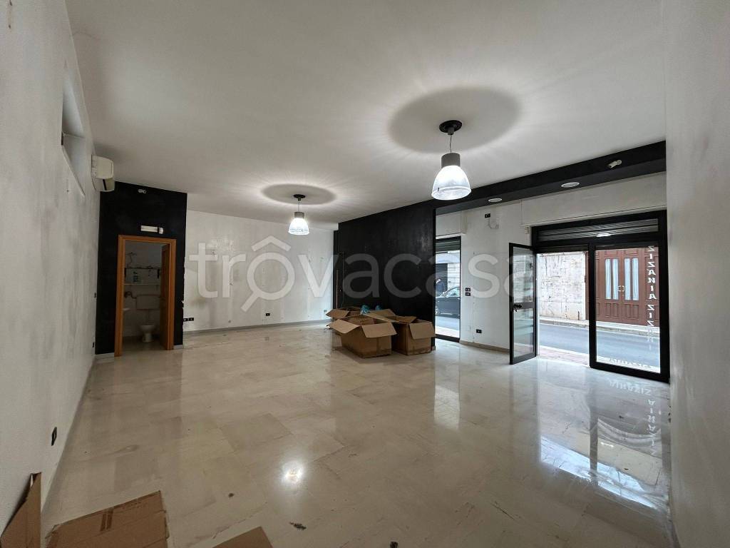 negozio in affitto ad Andria in zona Centro Storico