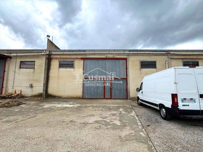 locale commerciale in affitto ad Andria in zona Montegrosso