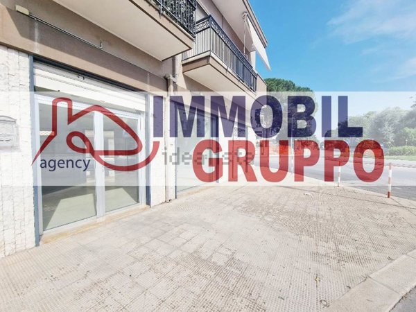 locale commerciale in affitto ad Andria
