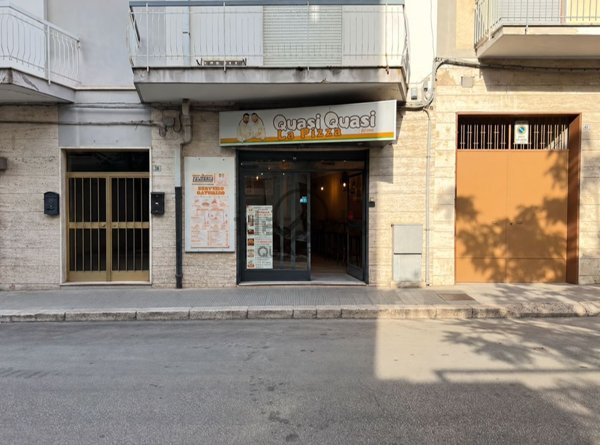 locale commerciale in affitto ad Andria