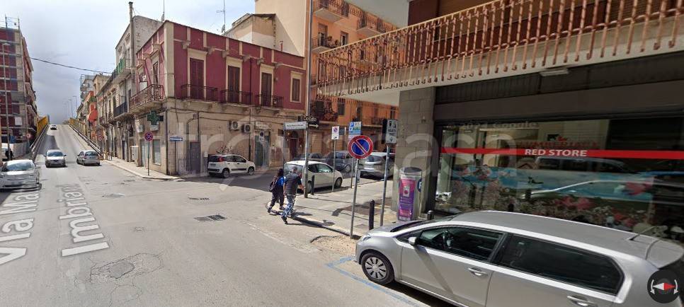 negozio in affitto a Barletta in zona Settefrati