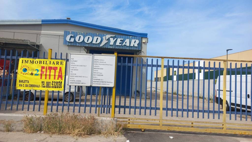 locale commerciale in affitto a Barletta in zona Fiumara