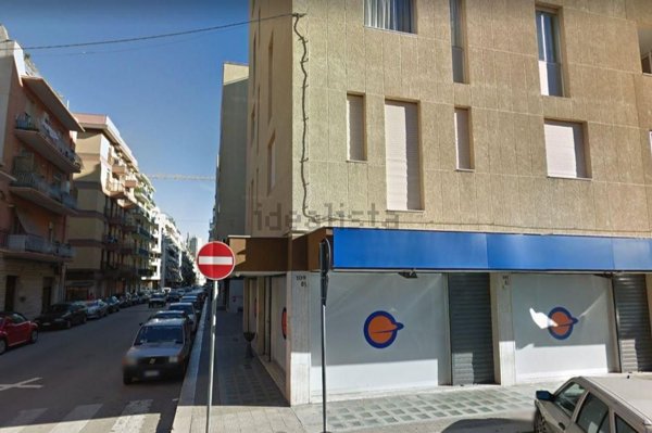 locale commerciale in affitto a Barletta