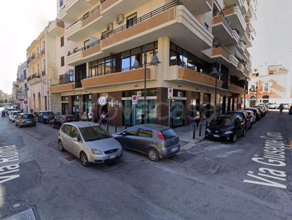 negozio in affitto a Barletta in zona Settefrati