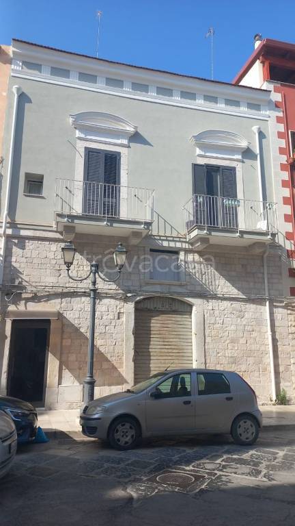 negozio in affitto a Barletta in zona Settefrati