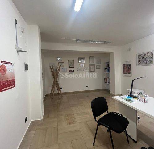 ufficio in affitto a Barletta in zona Centro Città