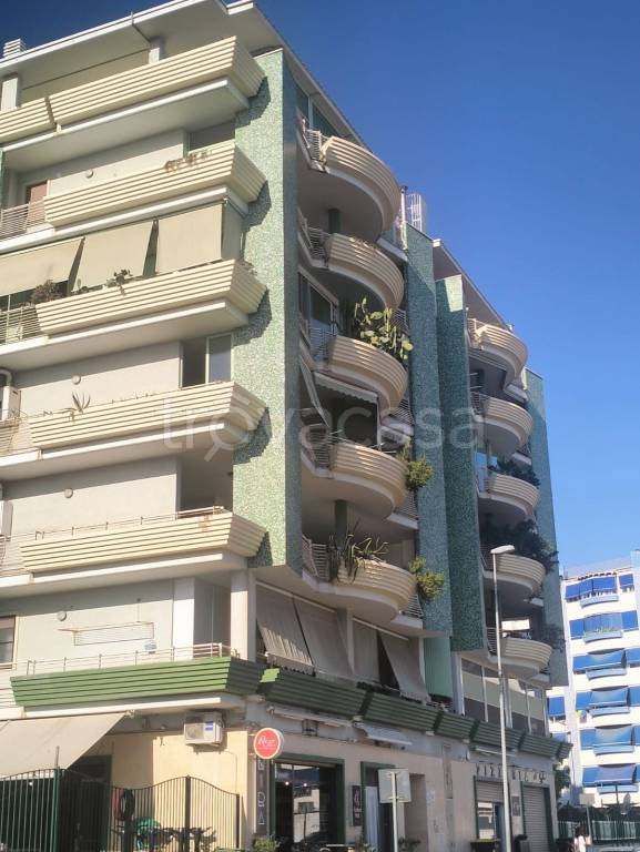 appartamento in affitto a Barletta in zona Settefrati