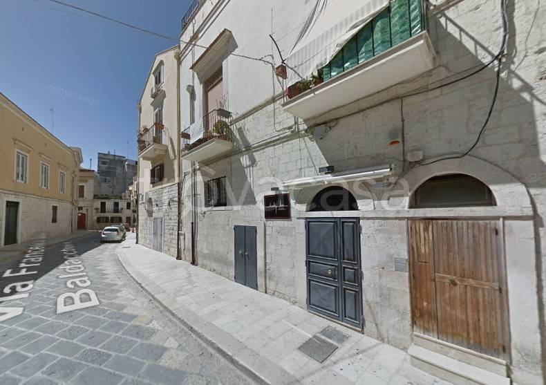 negozio in affitto a Barletta in zona Centro Città