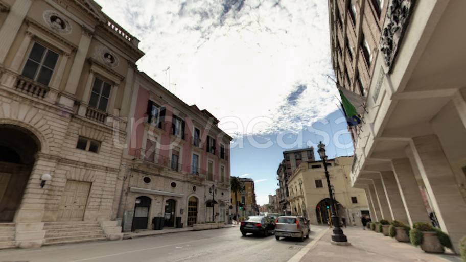 negozio in affitto a Barletta in zona Centro Città