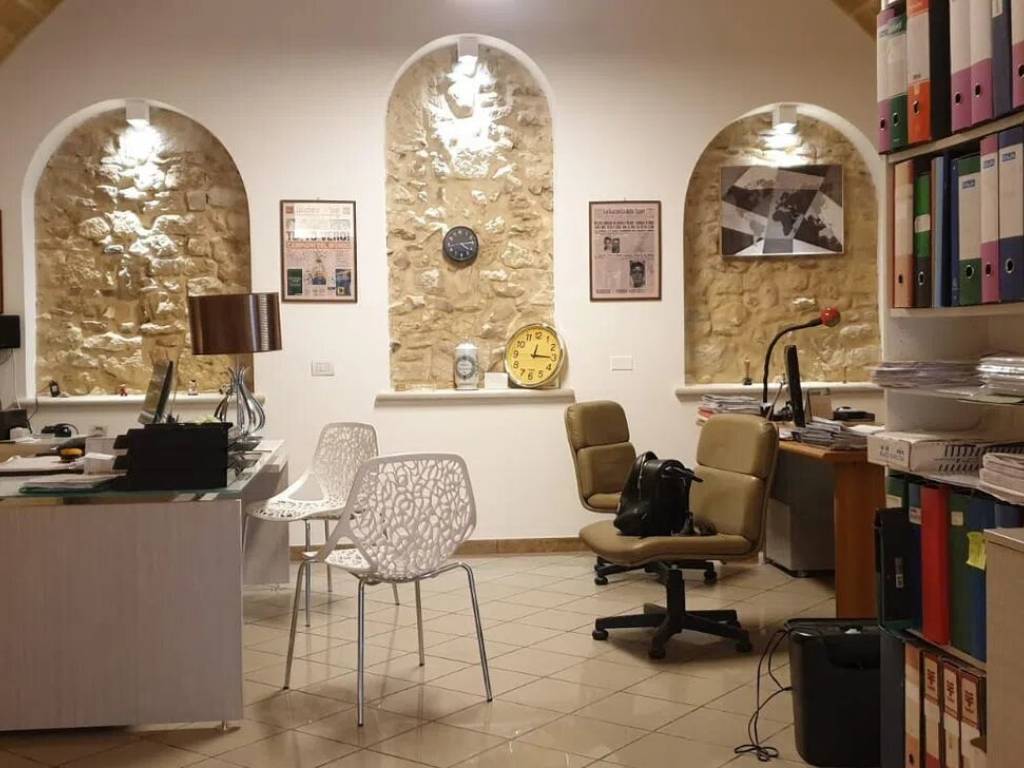 negozio in affitto a Barletta