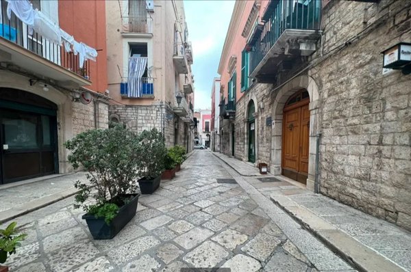 locale commerciale in affitto a Barletta