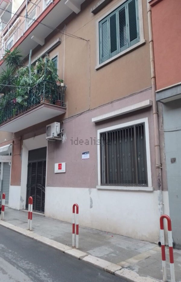 locale commerciale in affitto a Barletta