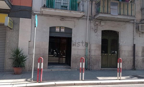locale commerciale in affitto a Barletta