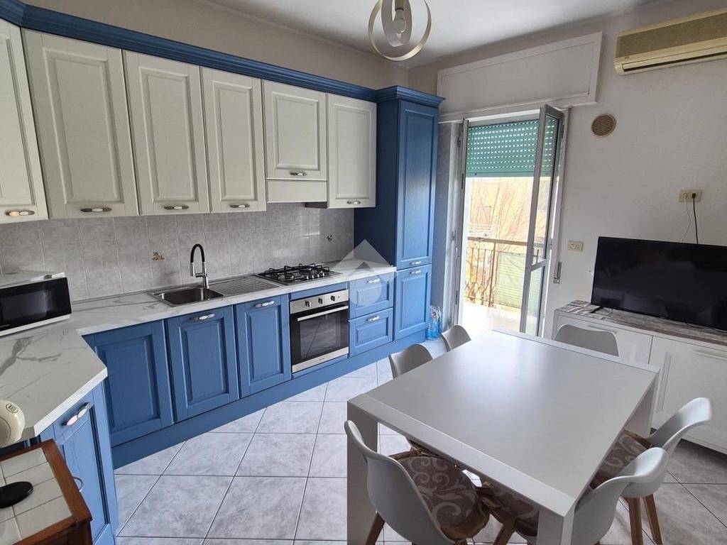 appartamento in affitto a Barletta in zona Borgovilla