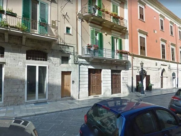 negozio in affitto a Barletta