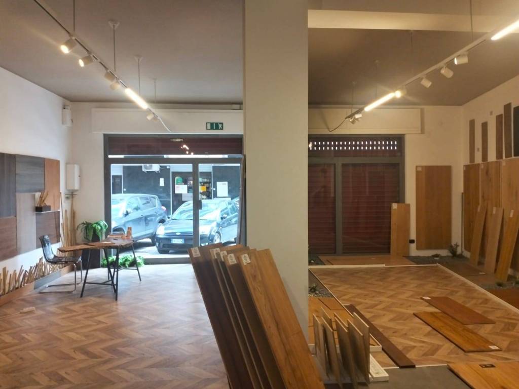 negozio in affitto a Barletta in zona Centro Città