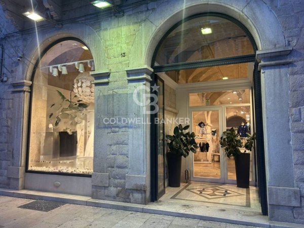 negozio in affitto a Barletta in zona Centro Città