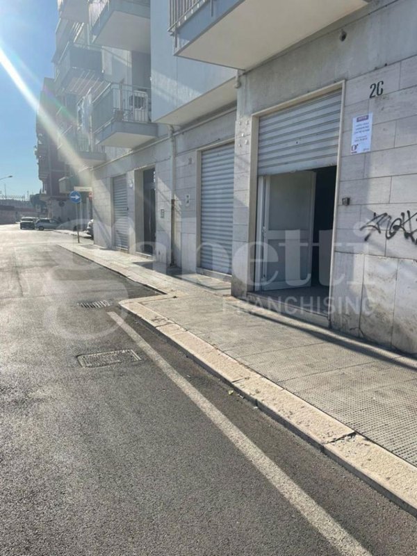 negozio in affitto a Barletta
