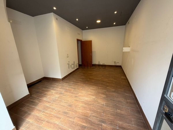 locale commerciale in affitto a Barletta in zona Settefrati