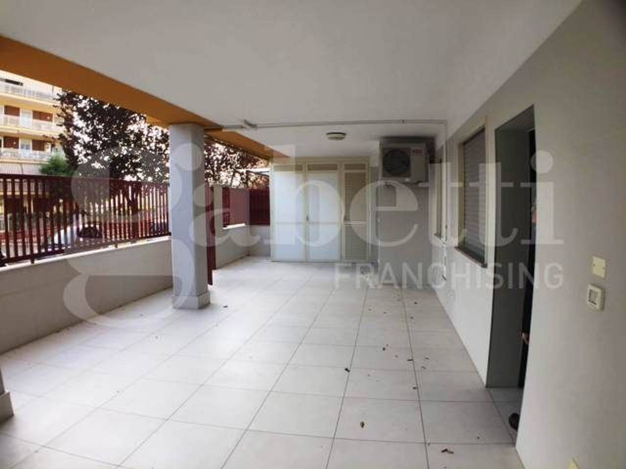 appartamento in affitto a Barletta in zona Patalini