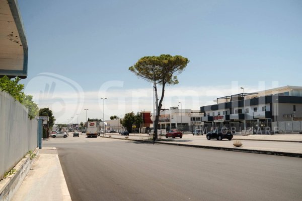 capannone in affitto a Barletta