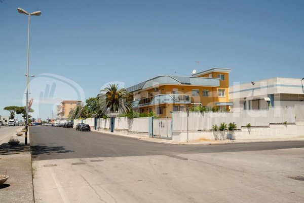 capannone in affitto a Barletta