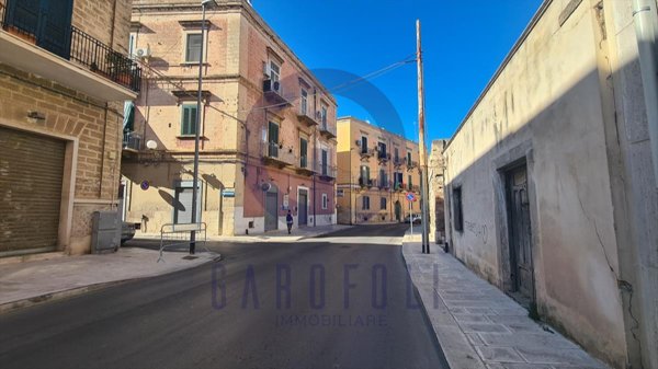 locale di sgombero in affitto a Bisceglie