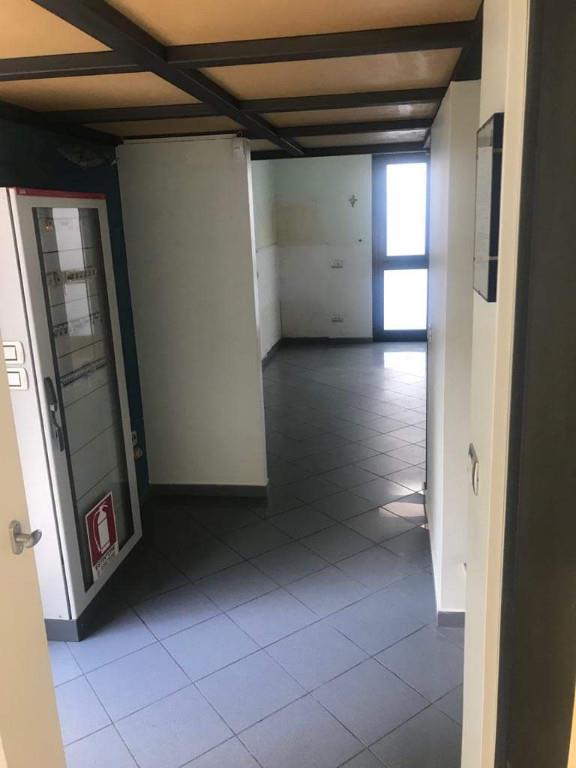 locale commerciale in affitto a Bisceglie