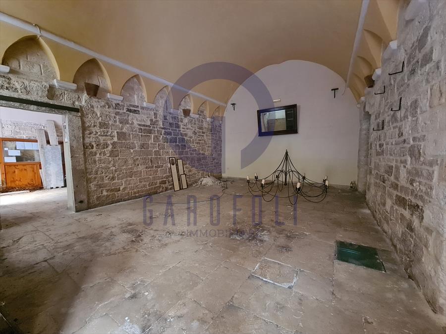 locale commerciale in affitto a Bisceglie in zona Centro Città